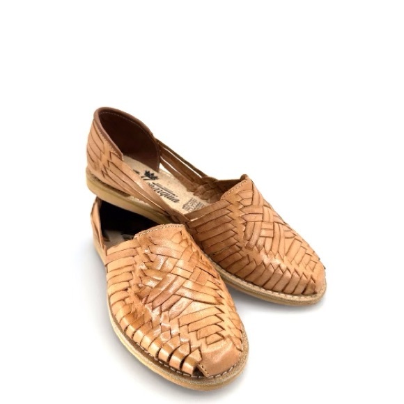 Brand New Mexican huaraches for women. Comes with a shoe box. - Picture 1 of 2